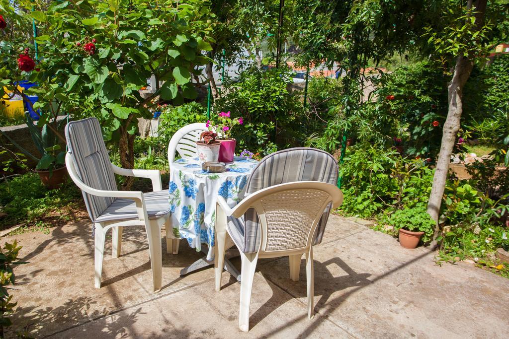 Apartment Dunja Cres Eksteriør billede