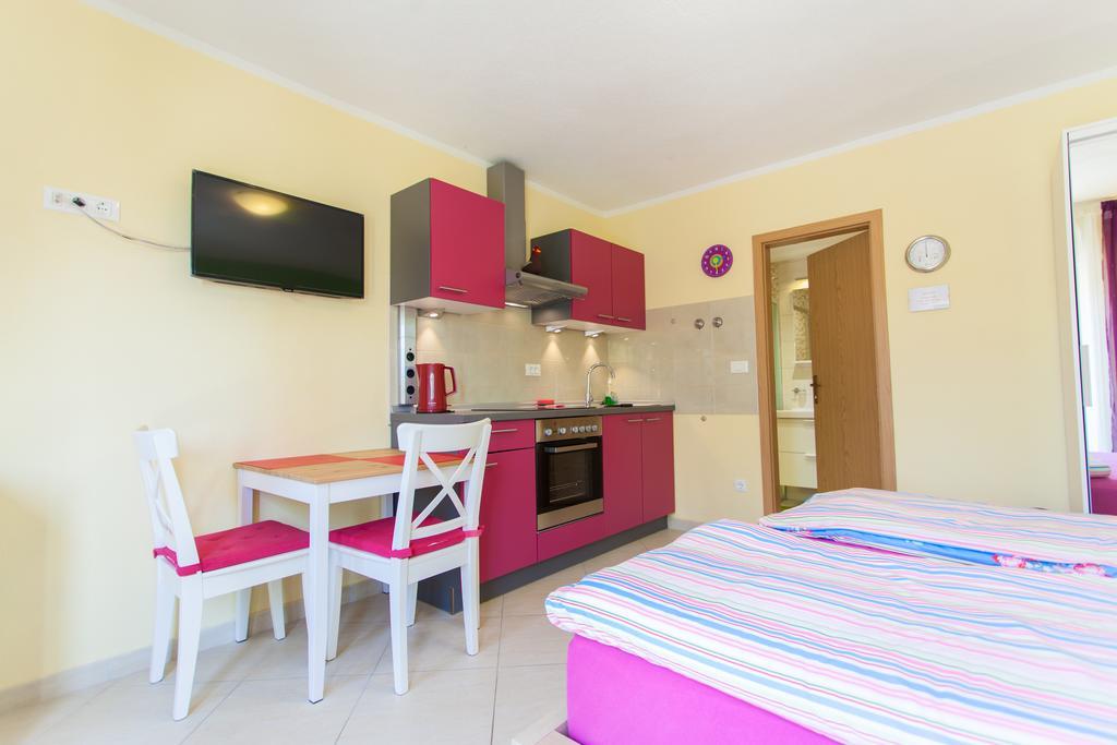 Apartment Dunja Cres Eksteriør billede